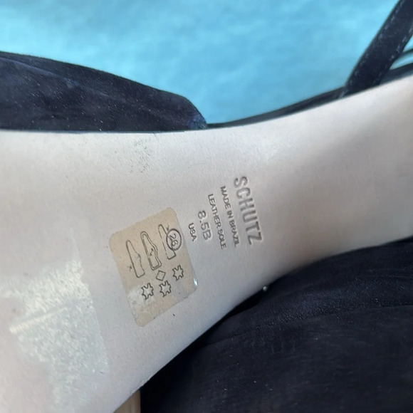 EUC SCHUTZ LUAN Women’s Shoes Black Velvet Platform Pumps Size 8.5 - Picture 7 of 7